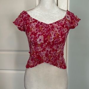 Pink floral ruched blouse. From BB Dakota Steve Madden size Small.